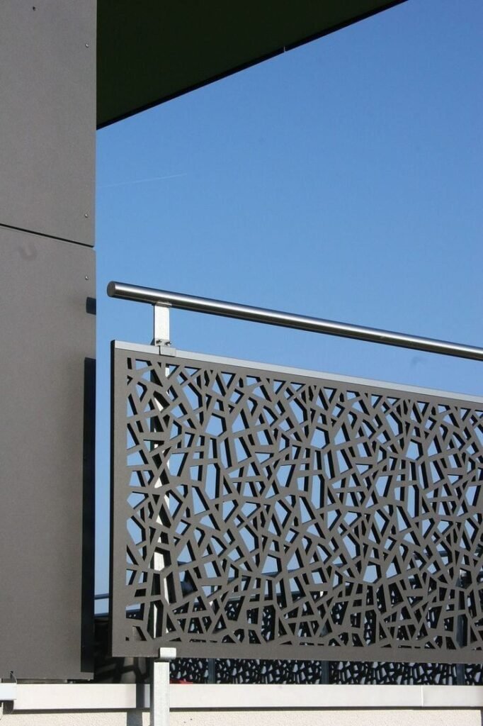 سواتر الأسطح والروف للمنازل في الرياض