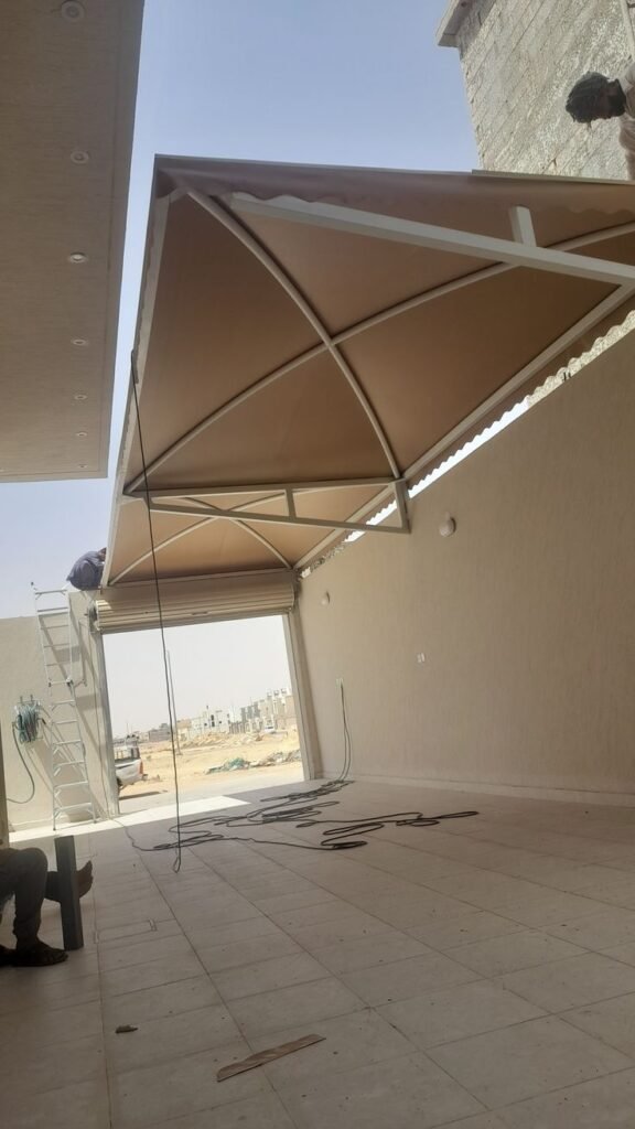 مظلات سيارات معدنية متينة