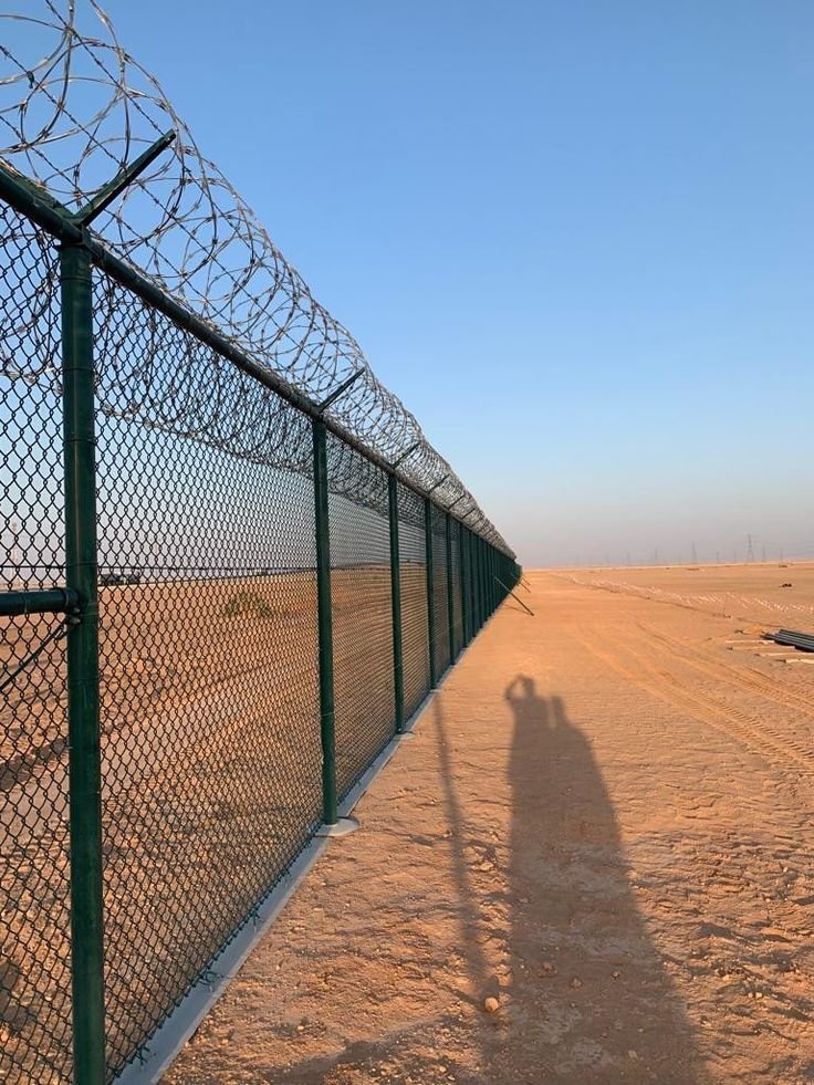 تركيب شبوك حديد للمزارع بالرياضتركيب