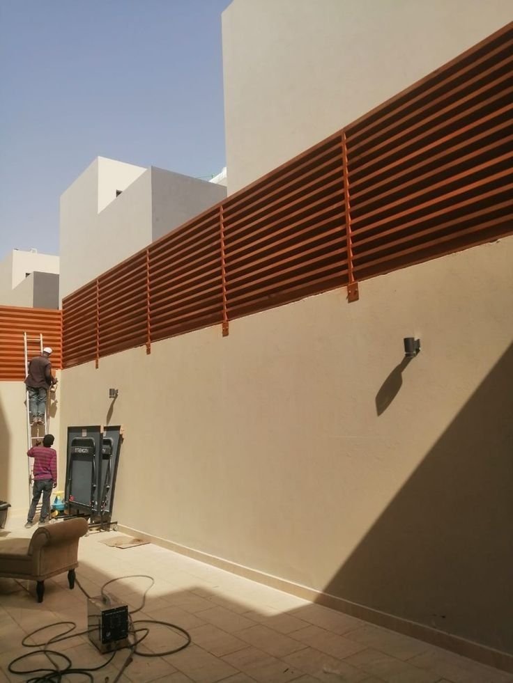 أفضل أنواع سواتر المنازل والفلل في الرياض
