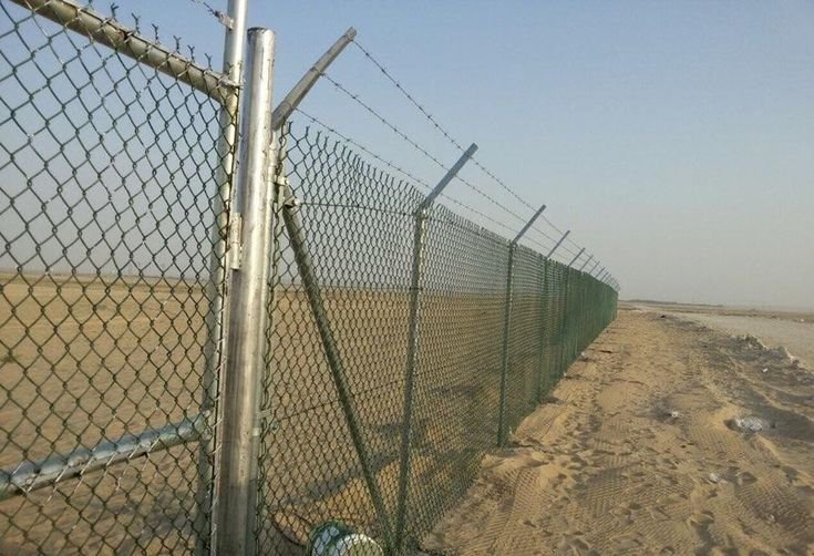 شبك حديد متين لتحديد حدود مواقع الكسارات